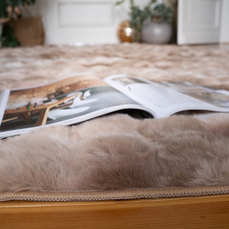 Runo dywanu pluszowego Obsession Camouflage CAM845 taupe