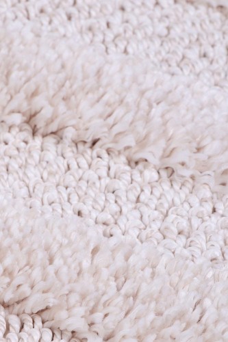 Zbliżenie na runo cut i loop dywanu Berber 9754 ivory
