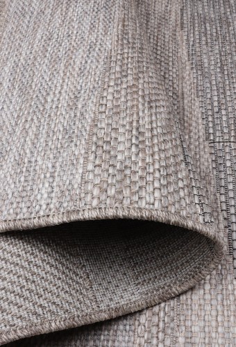 Runo beżowego dywanu Oria 527/VH7-X