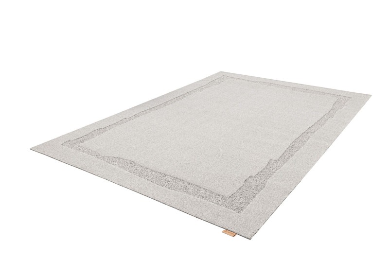 Jasnoszary dywan wełniany Agnella Ladnini Morphic Rocca - rzut ukośny