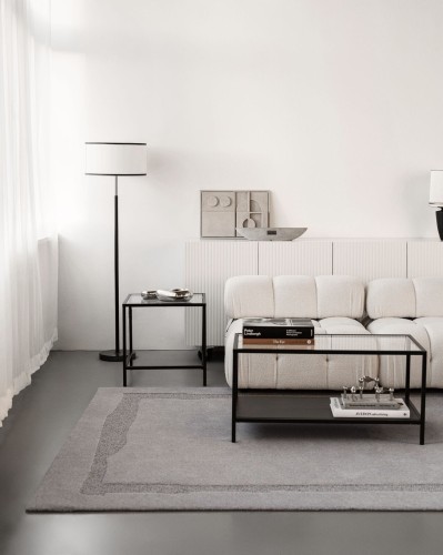 Szary dywan wełniany Agnella Ladnini Morphic Rocca w nowoczesnej aranżacji