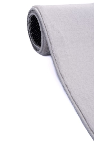 Dywan pluszowy Rabbit Foxy szary detal zwinięty