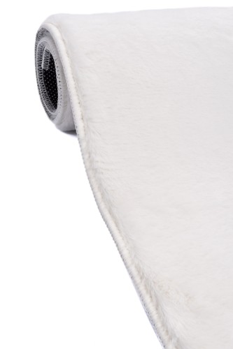 Dywan Rabbit Foxy ivory detal zwinięty w rulon