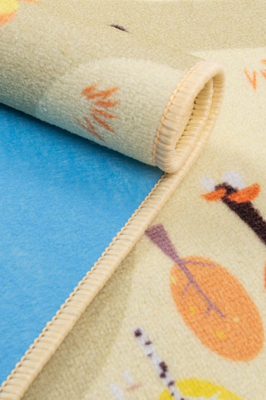 Dywan Stella Ulice beżowy detal zwinięty spód filcowy