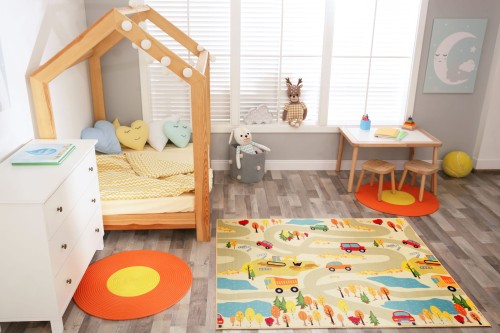 Dywan Stella Ulice beżowy w pokoju dziecka