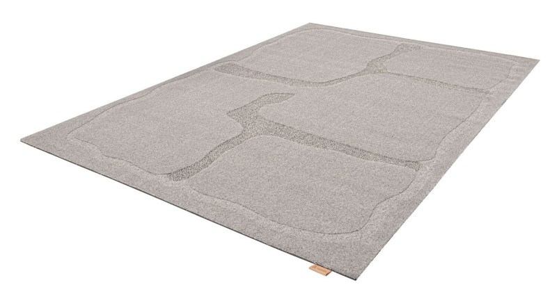 Dywan szary wełniany Agnella Ladnini Morphic Organica - rzut ukośny