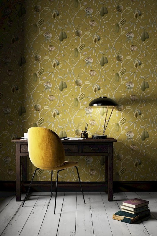 Biurko przy ścianie z tapetą Khroma Cabinet CAB603 Papaya Jungle.jpg