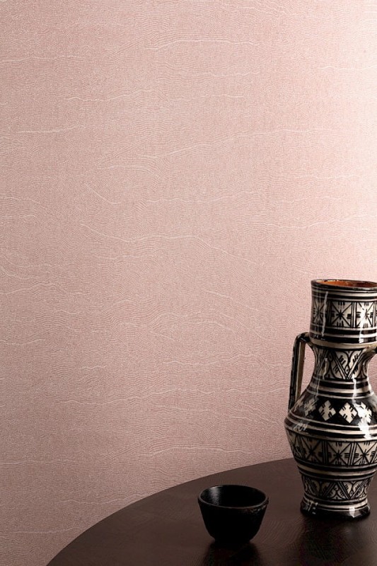 Ludowa ceramika na tle tapety Khroma Terra TER006 Miri Sunset.jpg