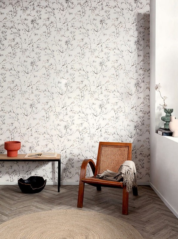 Salon z tapetą Khroma Kimono KIM104 Haru Oyster.jpg