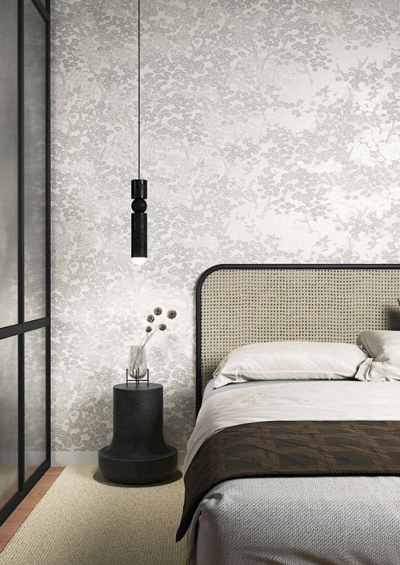 Sypialnia z tapetą Khroma Kimono KIM803 Yuka Moonbeam.jpg