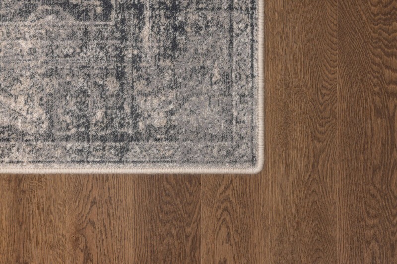 Brzegi dywanu Agnella Isfahan Okutan w kolorze beżowym