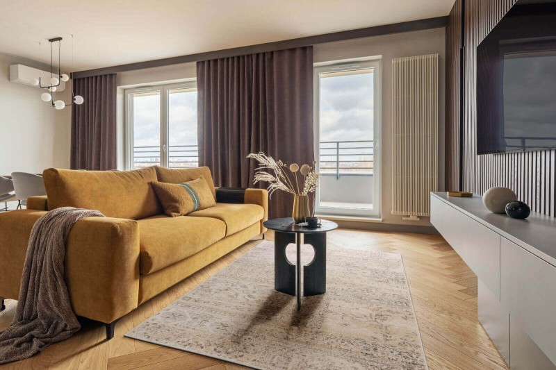 Dywan wełniany Agnella Isfahan M Korist kolor sand_piaskowy w nowoczesnym salonie