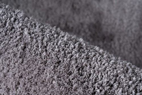 Runo dywanu shaggy Ligne Lalee Velvet VEL 500 platynowy