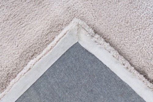 Spód typu binding dywanu shaggy Ligne Lalee Velvet VEL 500 kremowy