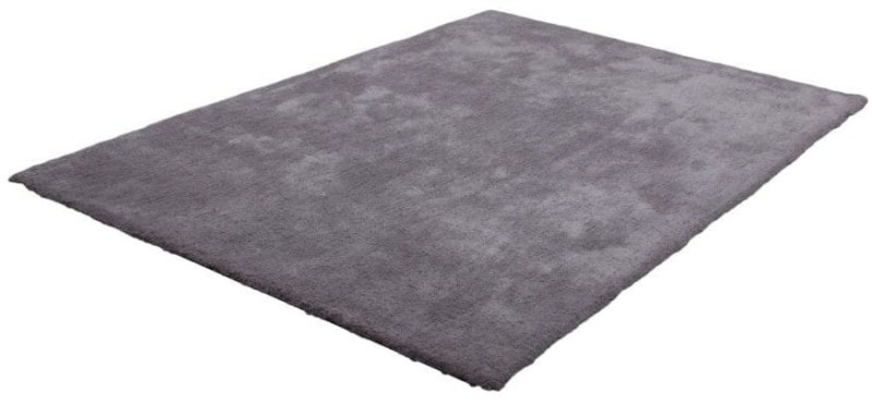 Rzzut z boku na dywan shaggy Ligne Lalee Velvet VEL 500 srebrny