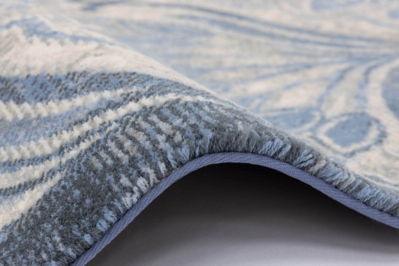 Dywan wełniany Agnella Regius Maisie niebieski - zakończenie krawędzi taśmą ozdobną (binding)