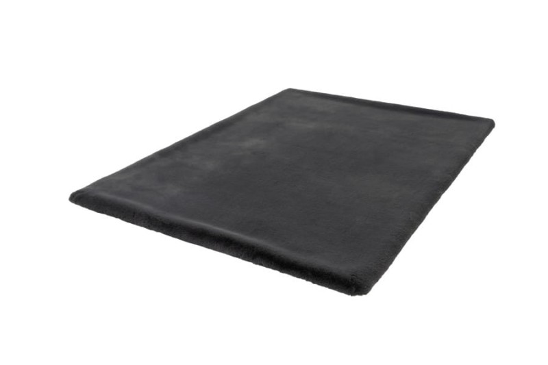 Rzut z boku dywanu Lalee Hides Heaven HEA 800 graphite