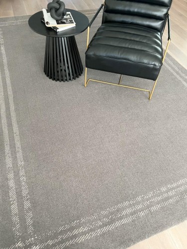 Dywan Agnella Calisia M GRID RIM TAUPE wełniany 02.jpg