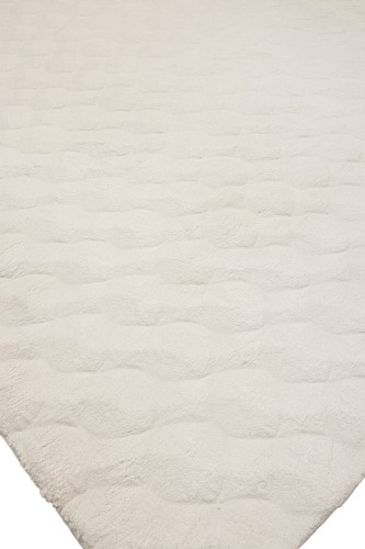 Runo kremowego dywanu pluszowego Obsession Diamond Cut DMC 800