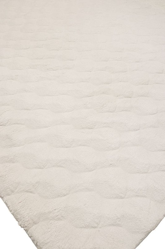 Runo kremowego dywanu pluszowego Obsession Diamond Cut DMC 800