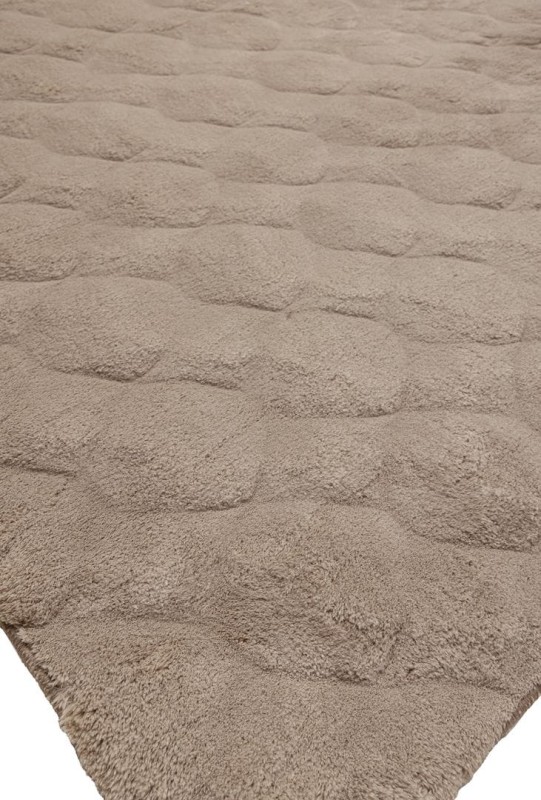 Runo dywanu pluszowego Obsession Diamond Cut DMC 800 taupe