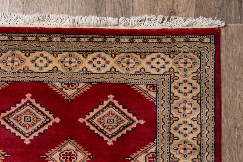 Frędzle i bok dywanu orientalnego pakistańskiego Jaldar 95x149 cm