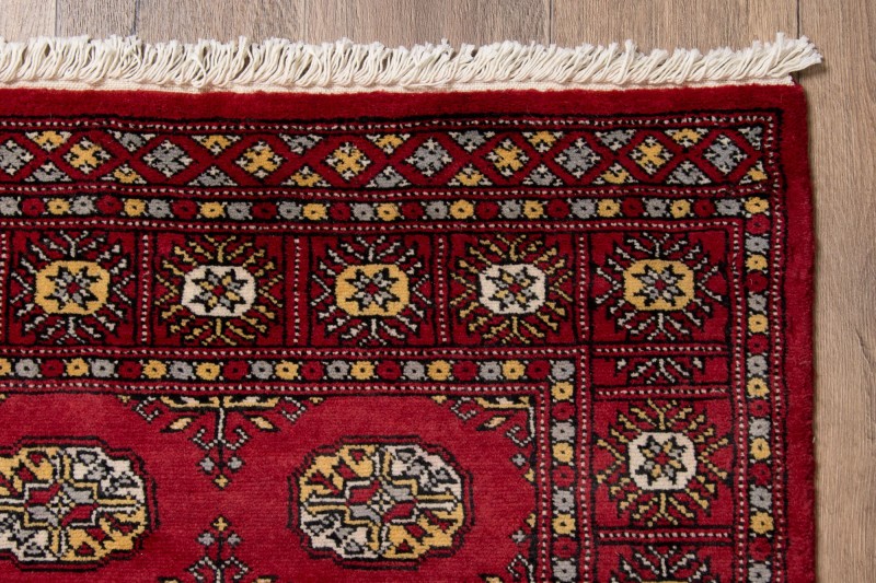 Frędzle i brzeg dywanu Bukhara 93x158 cm