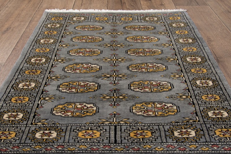 Na podłodze Dywan orientalny pakistański Bukhara 79x121 cm