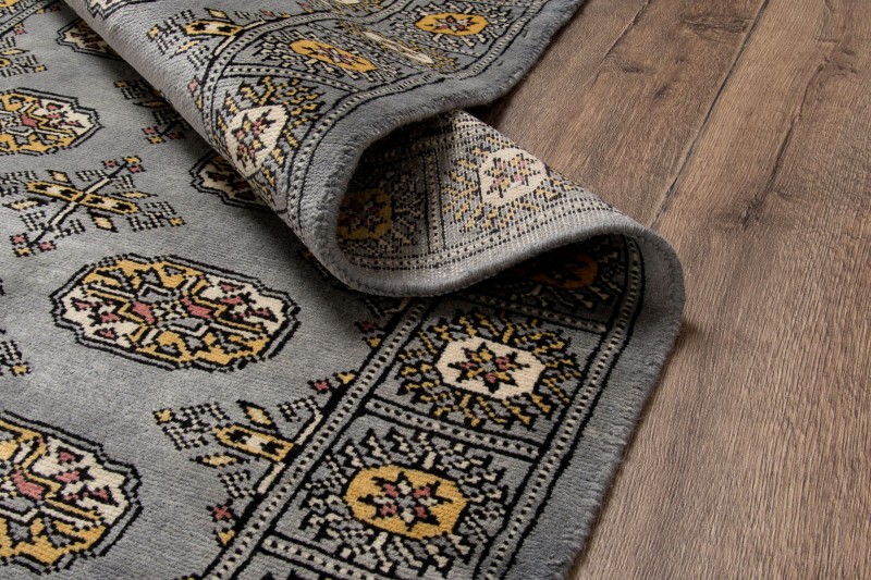 Spód dywanu orientalnego pakistańskiego Bukhara 79x121 cm