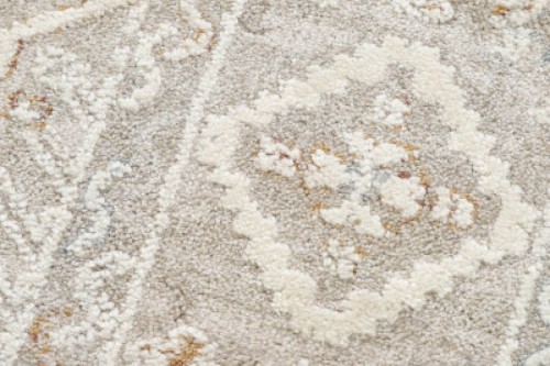 Zbliżenie runa dywanu tradycyjnego SL02A shrink cream Trend