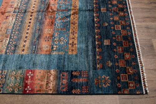 Rzut z boku dywanu orientalnego afgańskiego Sultani 170x238 cm