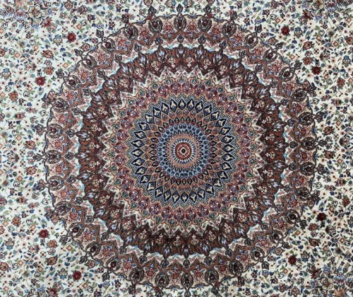 Zbliżenie na wzór dywanu ekskluzywnego Anatolian Silk 32510 cream