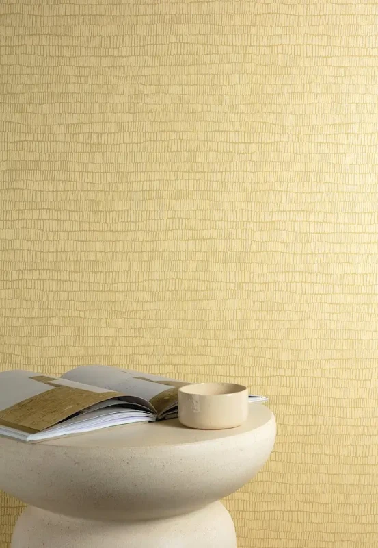 Nowoczesna dekoracja do salonu z tapetą Khroma Romance Lusus Afterglow ROM405.webp