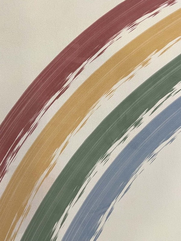 Detal wzoru kolorowej tęczy na macie dla dzieci Rainbow Sky Big