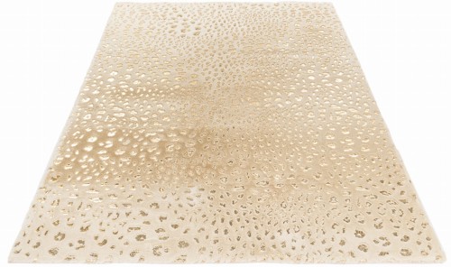 Rzut ukośny kremowego dywanu pluszowego Obsession Safari SAF165