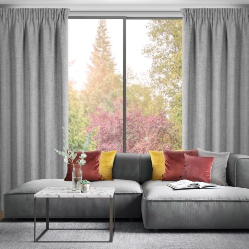 Zasłona srebrna w salonie 140x270 cm na taśmie Jula 2