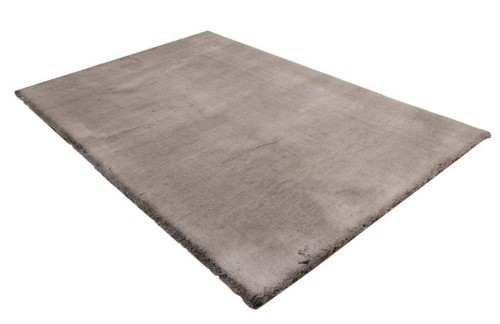 Rzut z boku na dywan pluszowy Obsession Eternity ETY 500 walnut