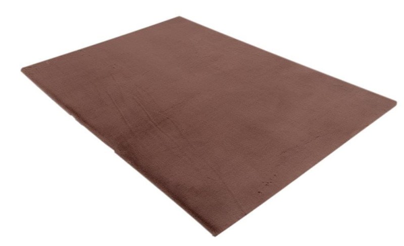 Rzut z boku na różowy dywan pluszowy Obsession Infinity INF 200