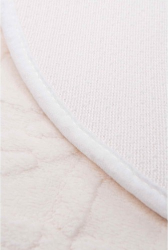 Antypoślizgowy spód okrągłego kremowego dywanika łazienkowego New Style 3d