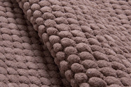 Przybliżenie dywanika łazienkowego Master brąz