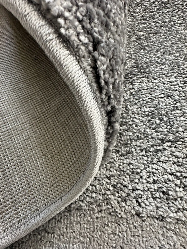 Spód i obszycie dywanu nowoczesnego Mosso 8251 dark grey