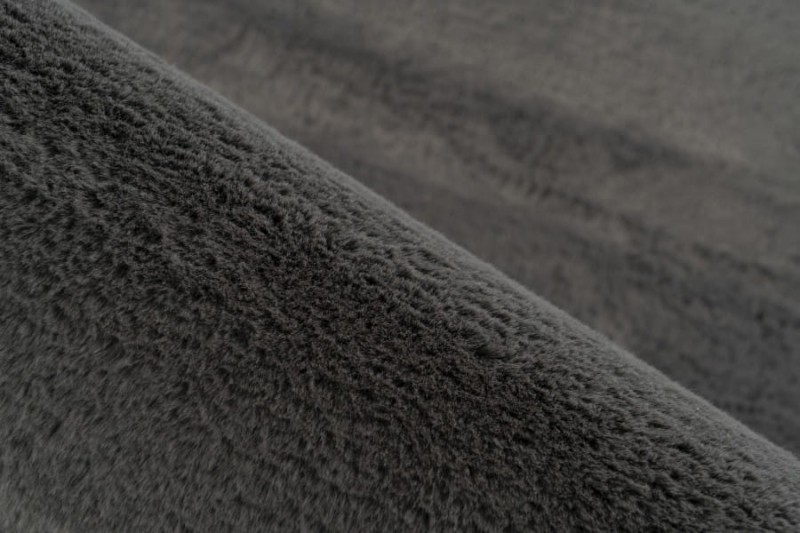 Runo grafitowego dywanu okrągłego pluszowego Lalee Hides Paradise PAR 400