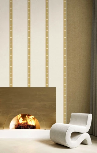 Salon z kominkiem i tapetą w pasy Arche 39032 Cristiana Masi
