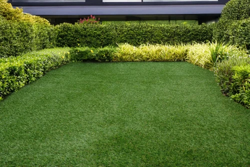 Sztuczna trawa Multigrass Brava 4m w aranżacji