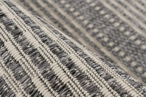 Runo dywanu zewnętrznego Lalee In-and Outdoor CasaCAS 601 silver