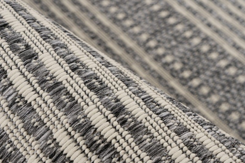 Runo dywanu zewnętrznego Lalee In-and Outdoor CasaCAS 601 silver