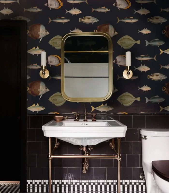 Tapeta Under the Sea w łazience.webp