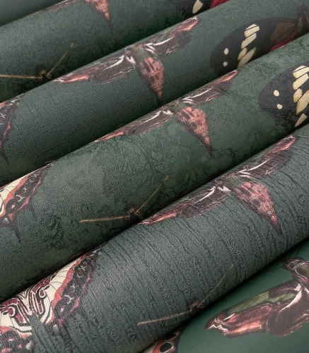 Zbliżenie różnych faktur tapety Butterflies Vert.webp