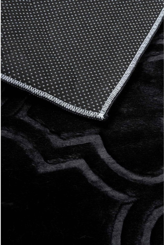 Antypoślizgowy spód dywanu pluszowego Alaska marokańskiego czarnego