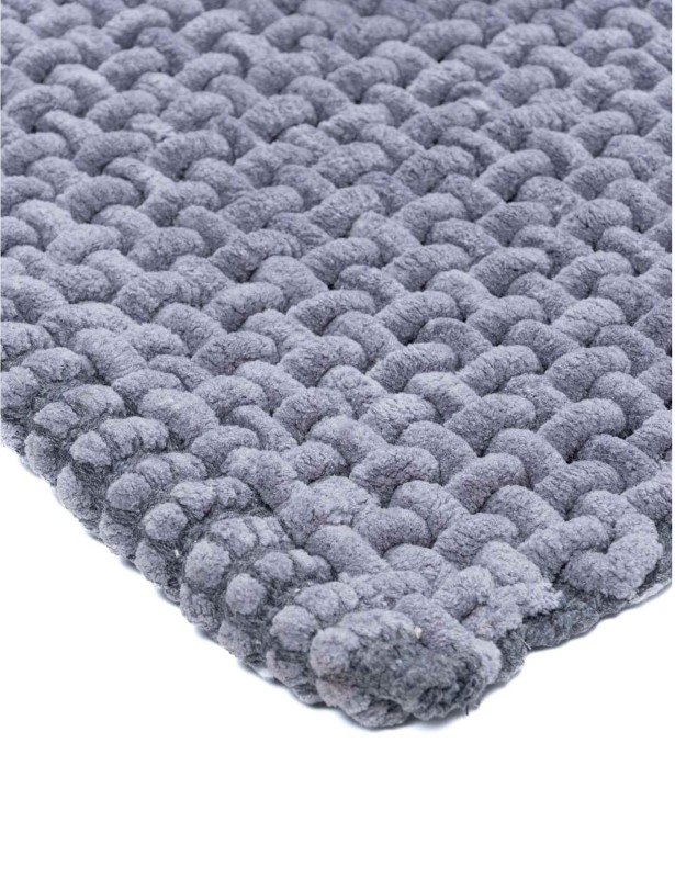 Detal dywanika łazienkowego Belweder ciemno szarego